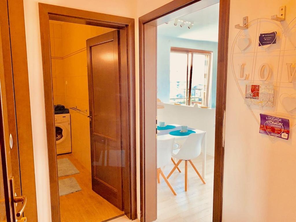 Sunny Deluxe Apt. & Terrace Budapest Esterno foto