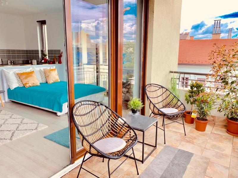 Sunny Deluxe Apt. & Terrace Budapest Esterno foto