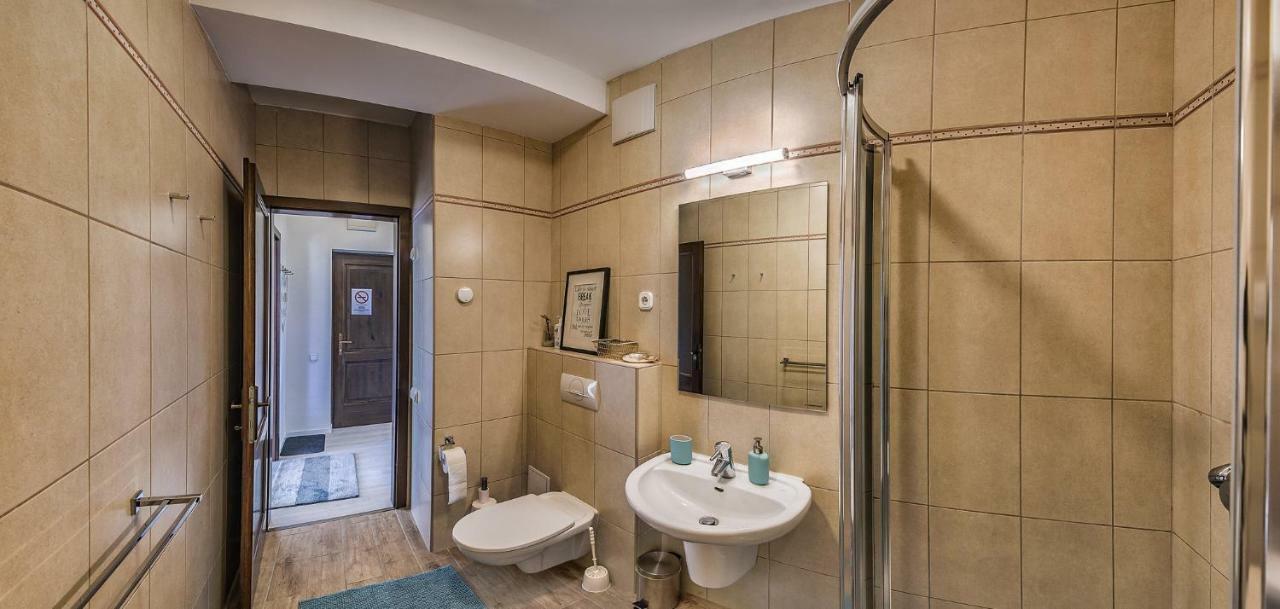 Sunny Deluxe Apt. & Terrace Budapest Esterno foto